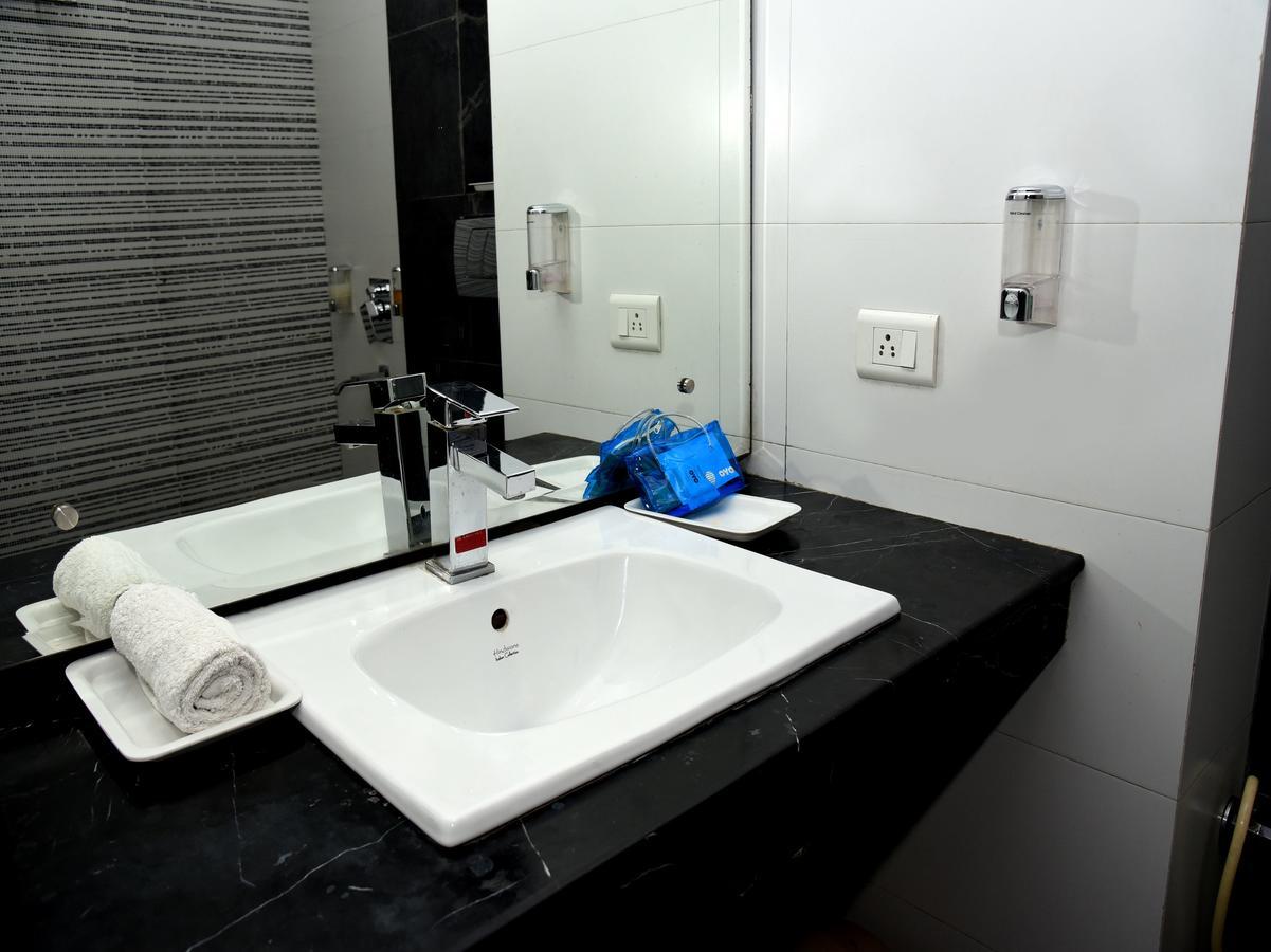 Landmark Hotel Chandigarh Ngoại thất bức ảnh